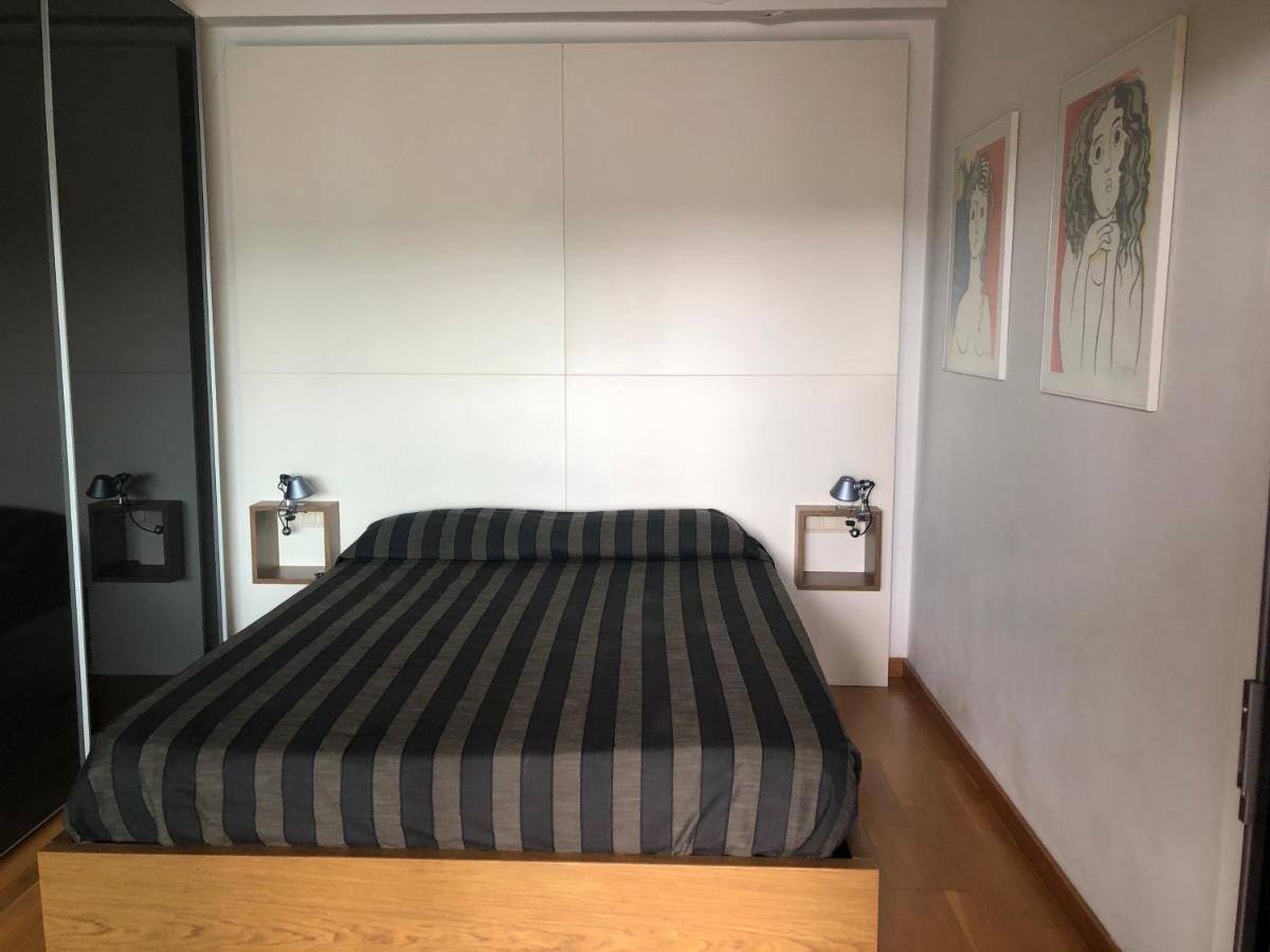Atico De Diseno Con Terraza En El Centro De Olot Lägenhet Exteriör bild