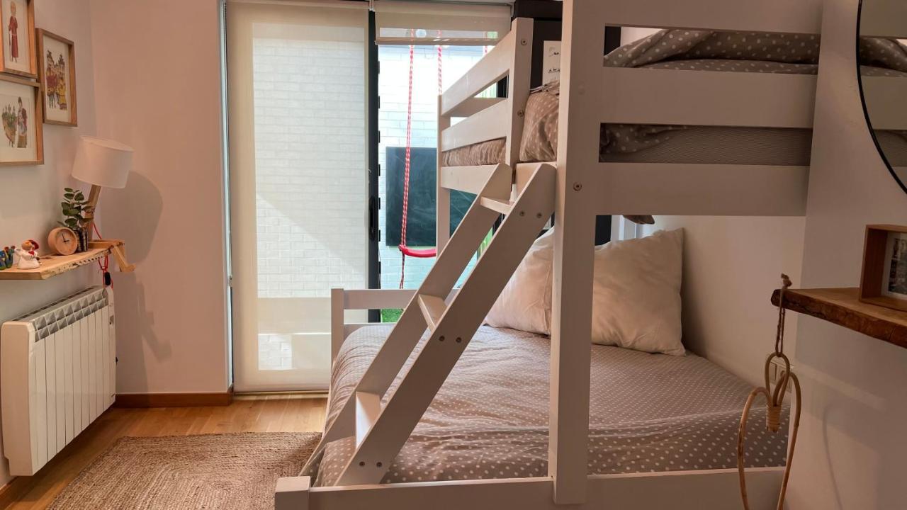 Atico De Diseno Con Terraza En El Centro De Olot Lägenhet Exteriör bild